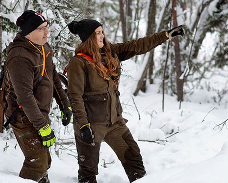Sveaskog stärker en ny generation jägare